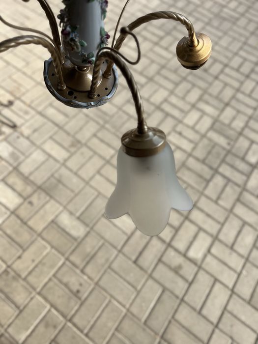 2 Candeeiros de teto clássico restaurados, muito antigos.