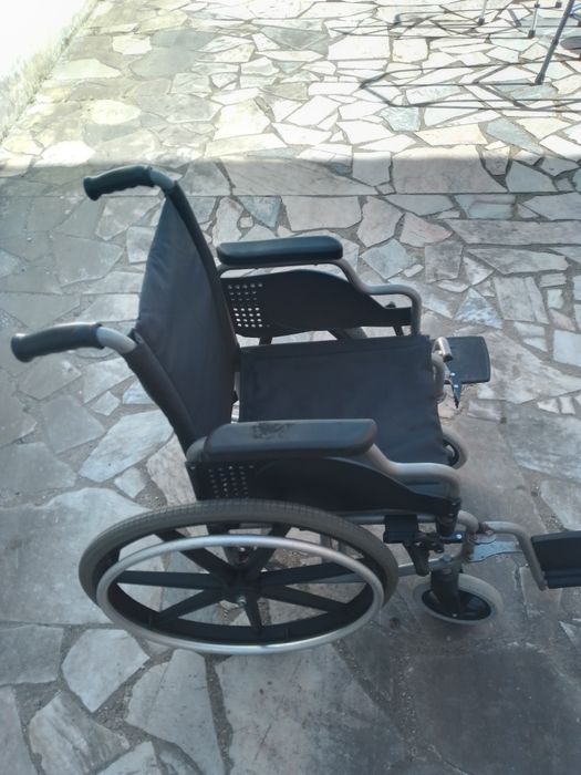 Cadeira de rodas orthos