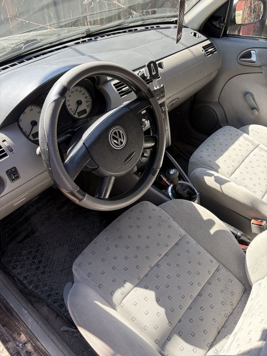 Volkswagen Pointer 1.8 бенз 2006г.Фольксваген  Гольф, Поинтер,    Golf