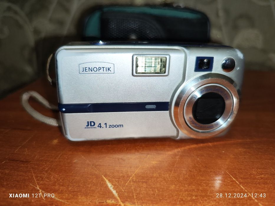 Продам JENOPTIK JD 4100 Zoom Camera