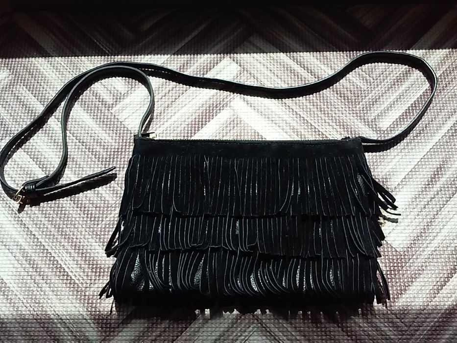 Mala carteira franjas preta stradivarius nova