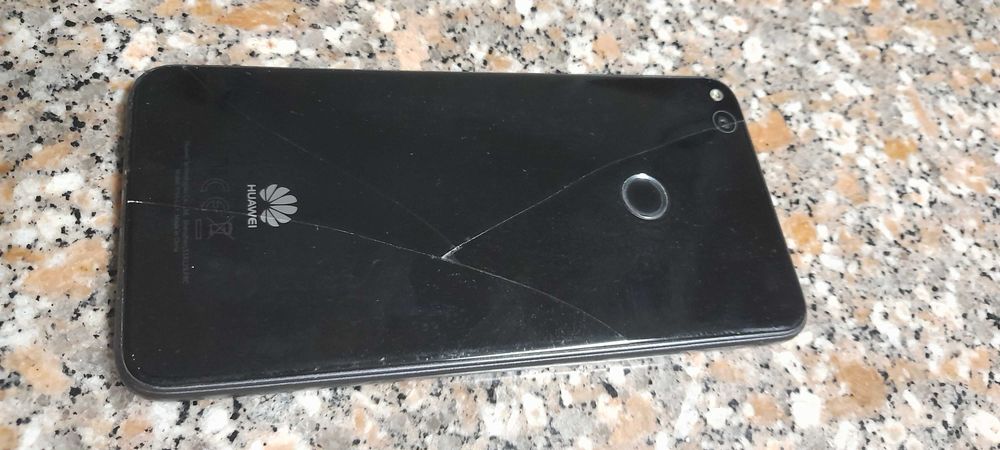 Huawei P8 Lite 2017 para peças , ver as imagens