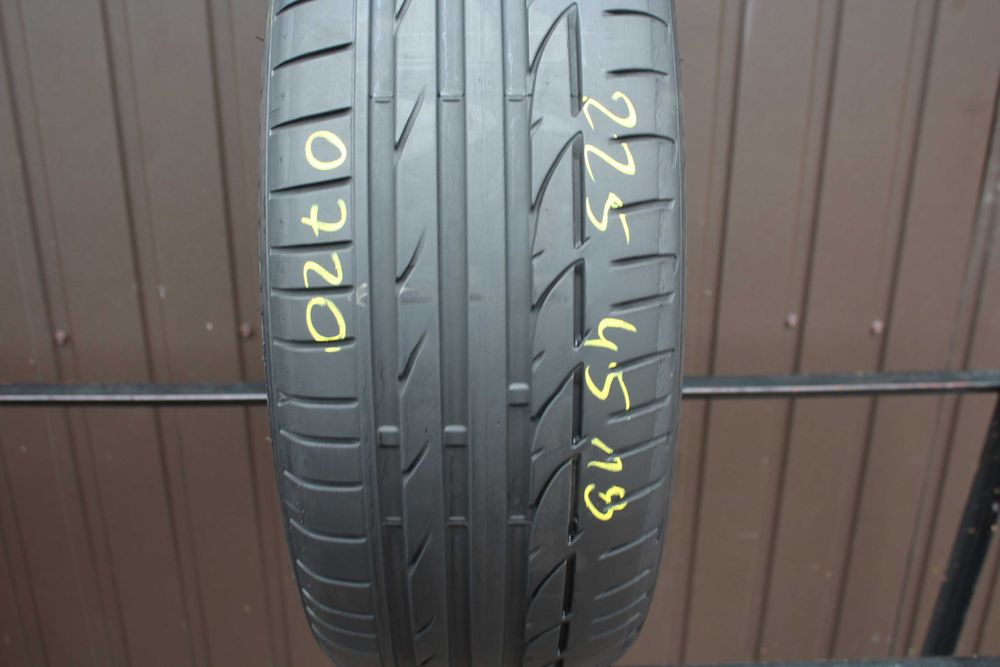 225 45 R18 Bridgestone Potenza S001
