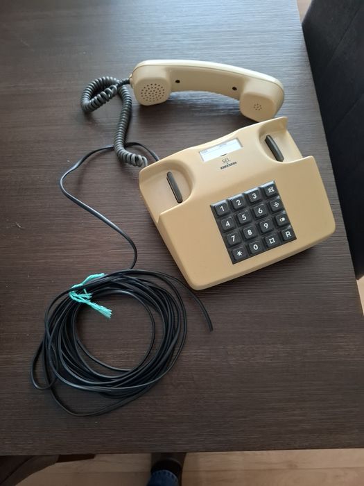 Aparat telefon stary telefon RFT retro vintage