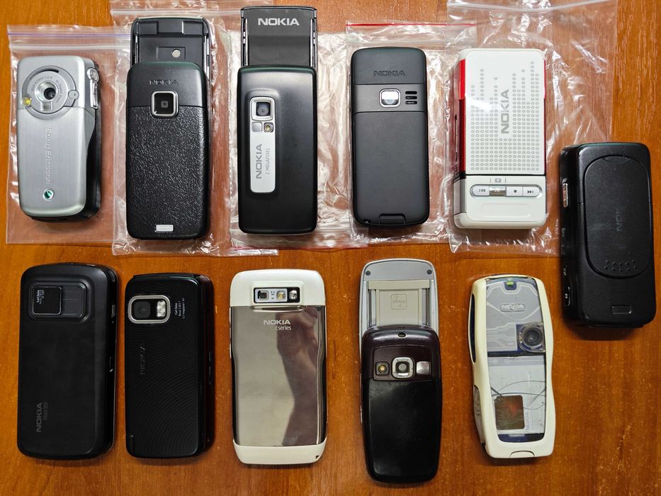 Лот мобільних телефонів Nokia, Samsung, SonyEricsson