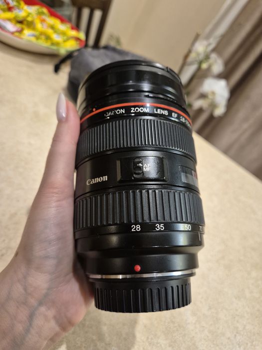 Об'єктив EF Canon 28-70 f2.8 L