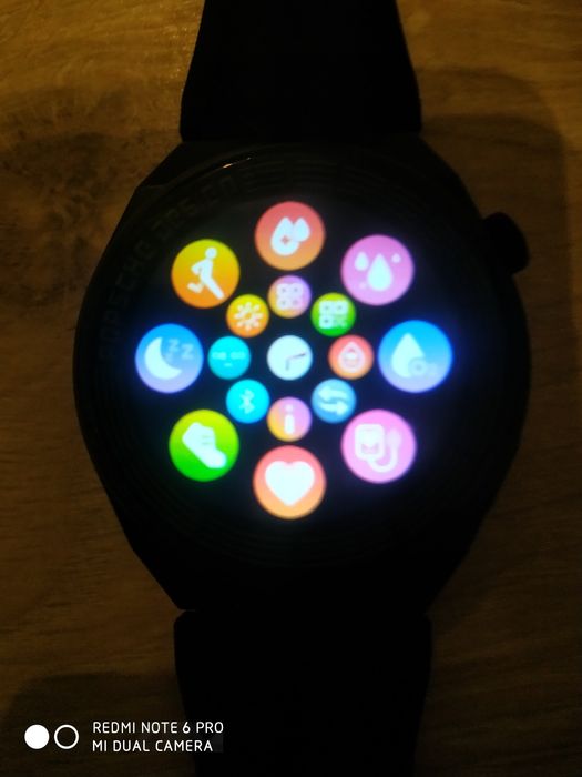 Zegarek smartwatch z funkcją do rozmów