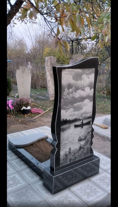Пам'ятники з граніту від 7000 грн