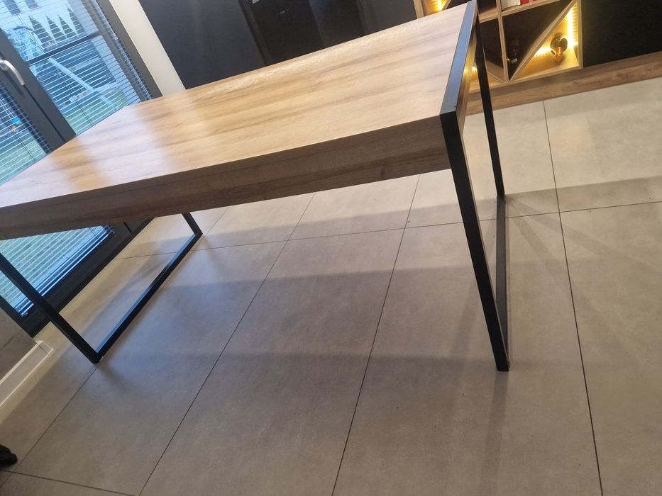 Stół kuchenny używany