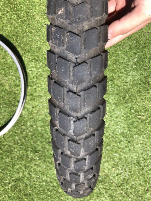 aro 21x1.40 com pneu