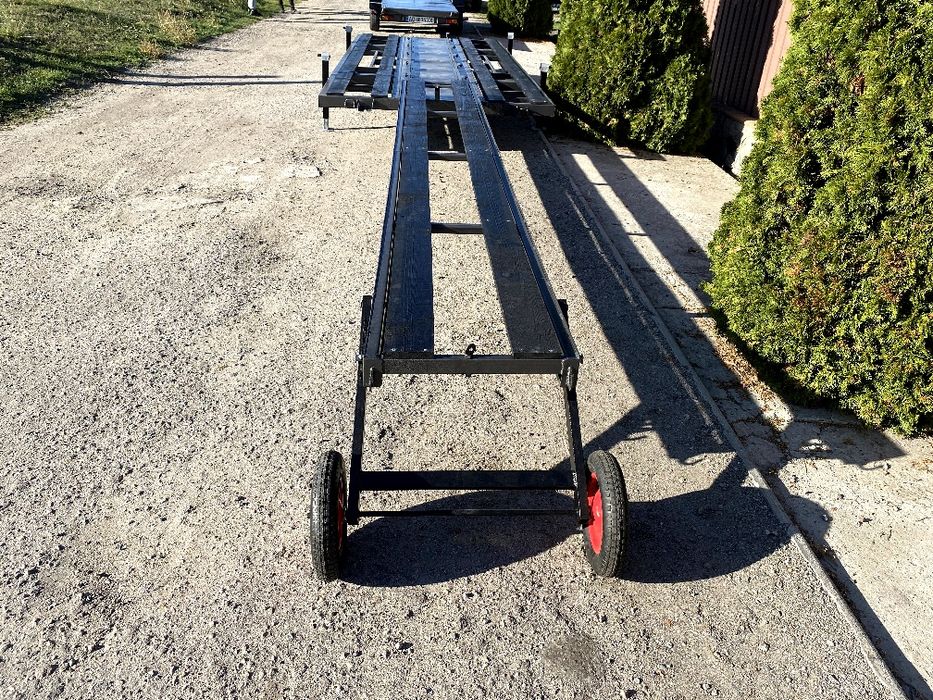 Причіп платформа прицеп для бджіл