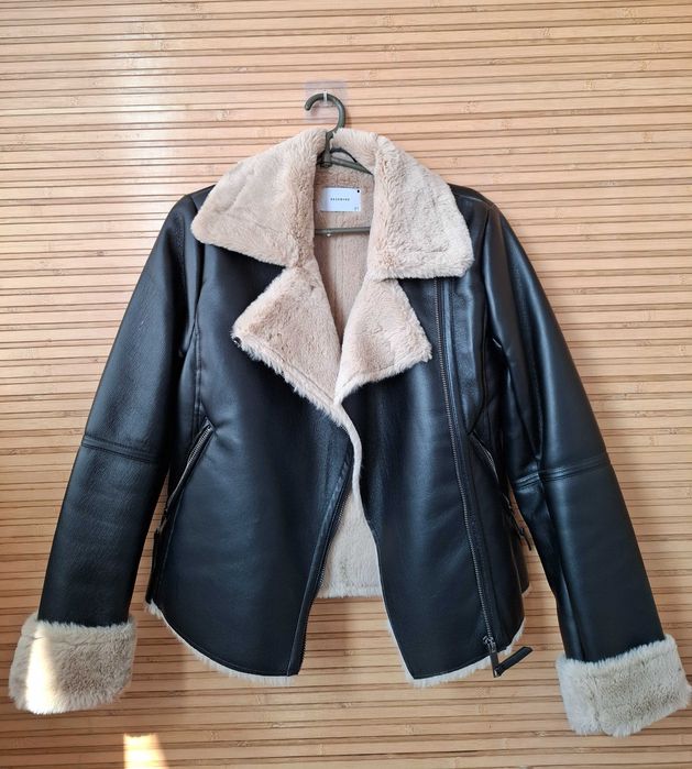 Жіноча дублянка Reserved зі штучного хутра xs/34