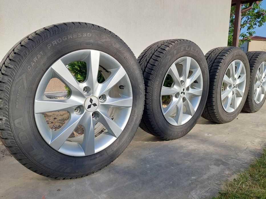 Piękne i niespotykane włoskie Felgi 4x114,3 Mitsubishi 15" cali opony