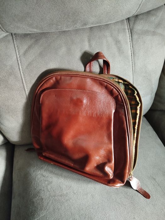Bolsa Mochila de Couro Marrom