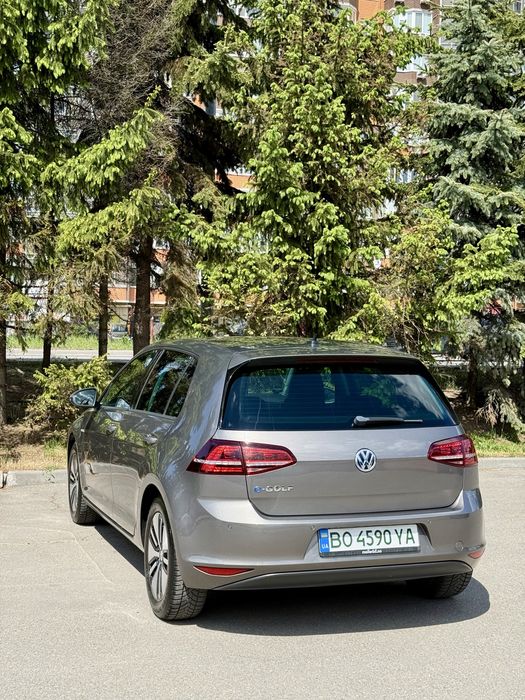 Volkswagen e-Golf 2016 VIN WVWZZZAUZHW901650 фото оголошення 7 з 17