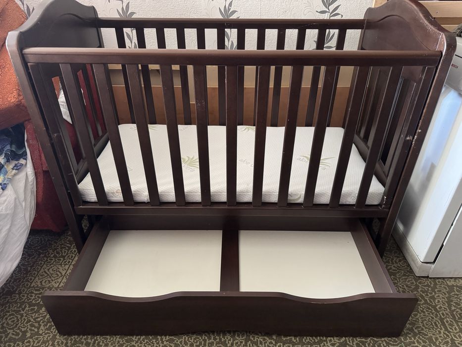 Манеж ліжко дитяче з маятником захист кокон балдахин в подарунок