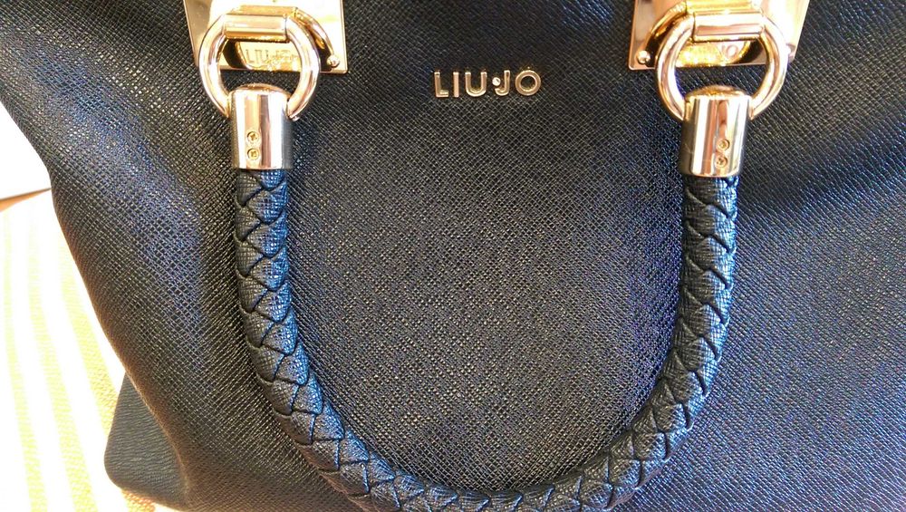 Mala senhora  Liu.Jo como nova