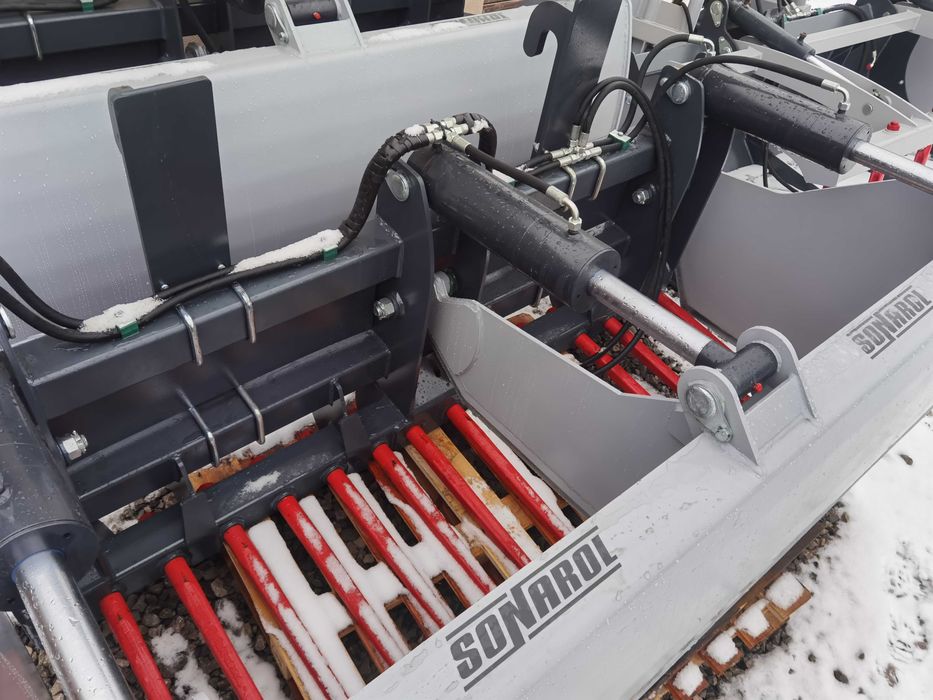 Wycinak kiszonki SONAROL do 2,0m OD RĘKI euro, JCB, Manitou  CAT