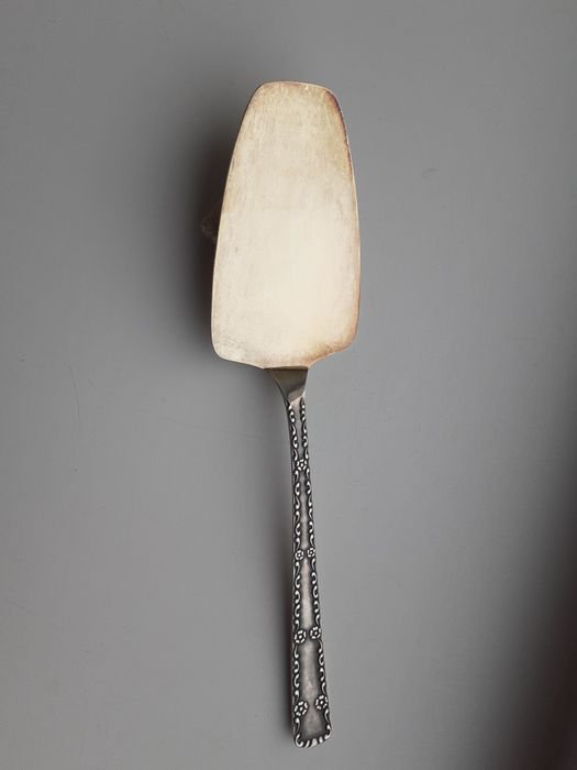 Лопатка для торта ПО "Ювээл", м.Таллінн, СРСР, мельхіор, позолота.