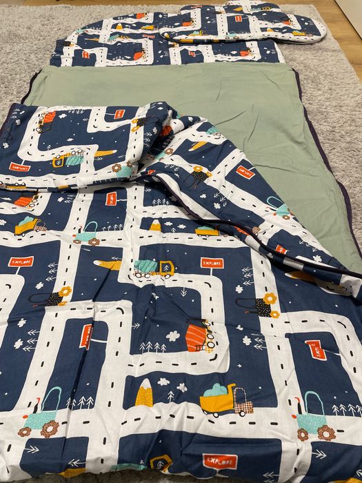 Śpiworek dla przedszkolaka z poduszką