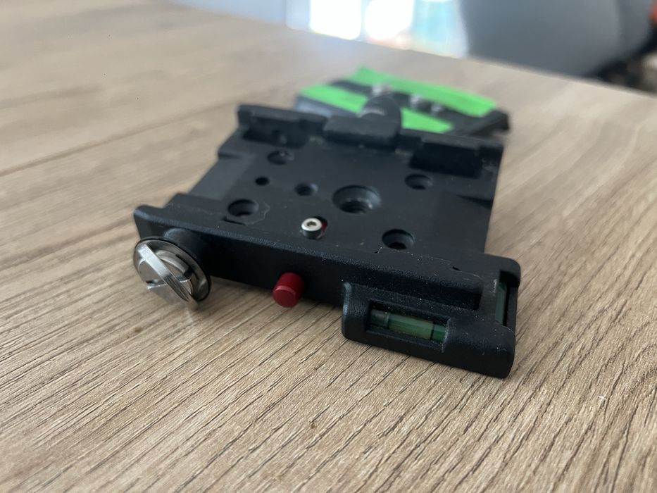 Giottos mh621 base plate