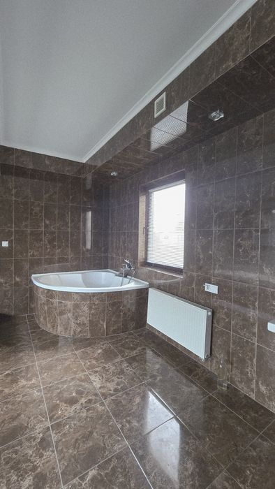 Оренда будинку на правому березі