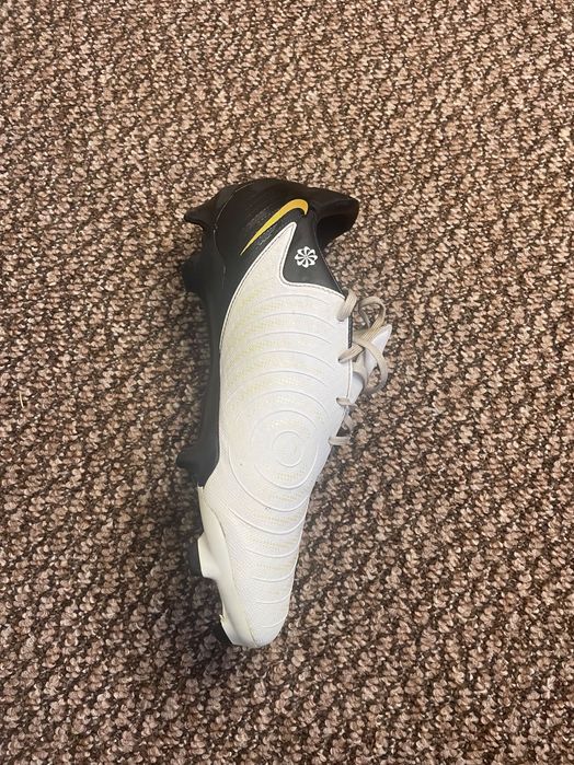 Копки Nike Phantom Gx