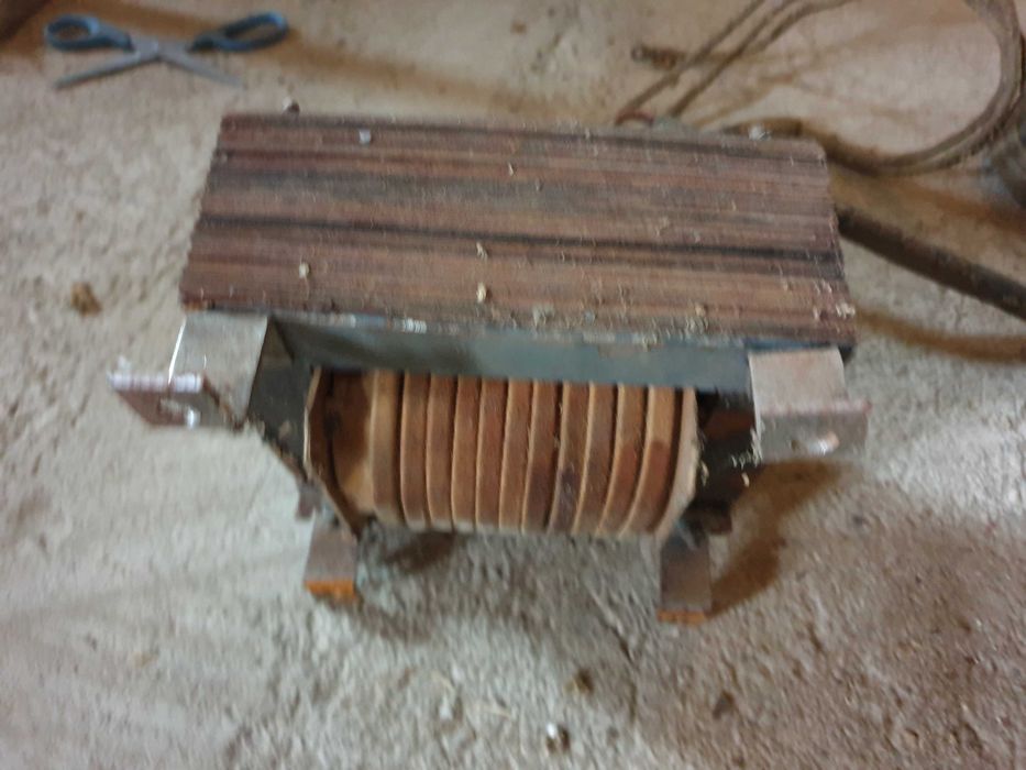 transformator 220 / 12 V