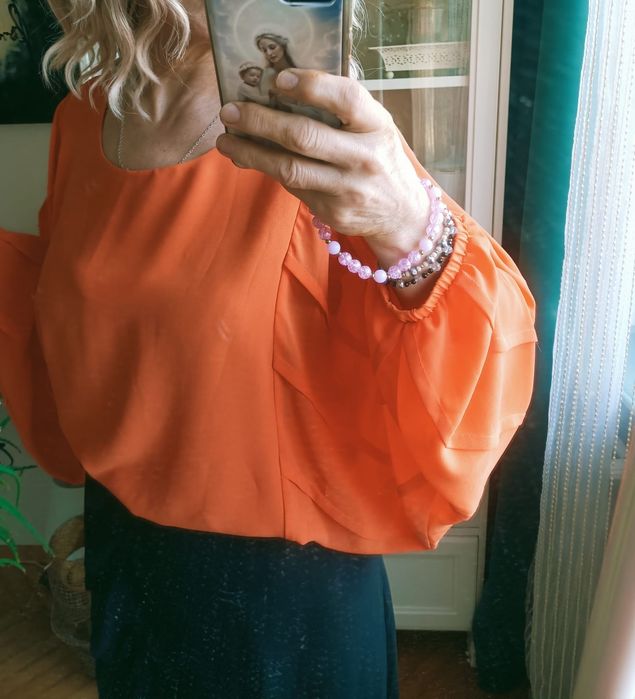 Bluzka pomarańczowy roz S firma b.yung