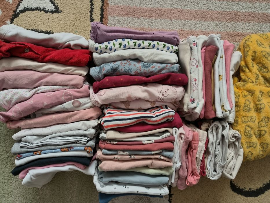 Paka ubrań dla dziewczynki 56