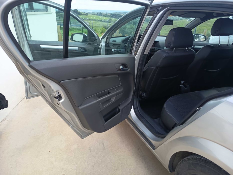 Opel Astra 2008 | 183 mil km