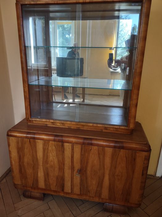 Sprzedam serwantke z lat 50 tych