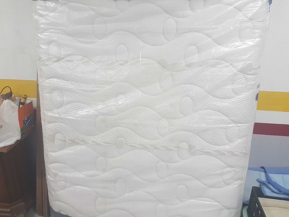 Colchão de Casal -  colchão como Novo 1,90 x 1,40 molaflex