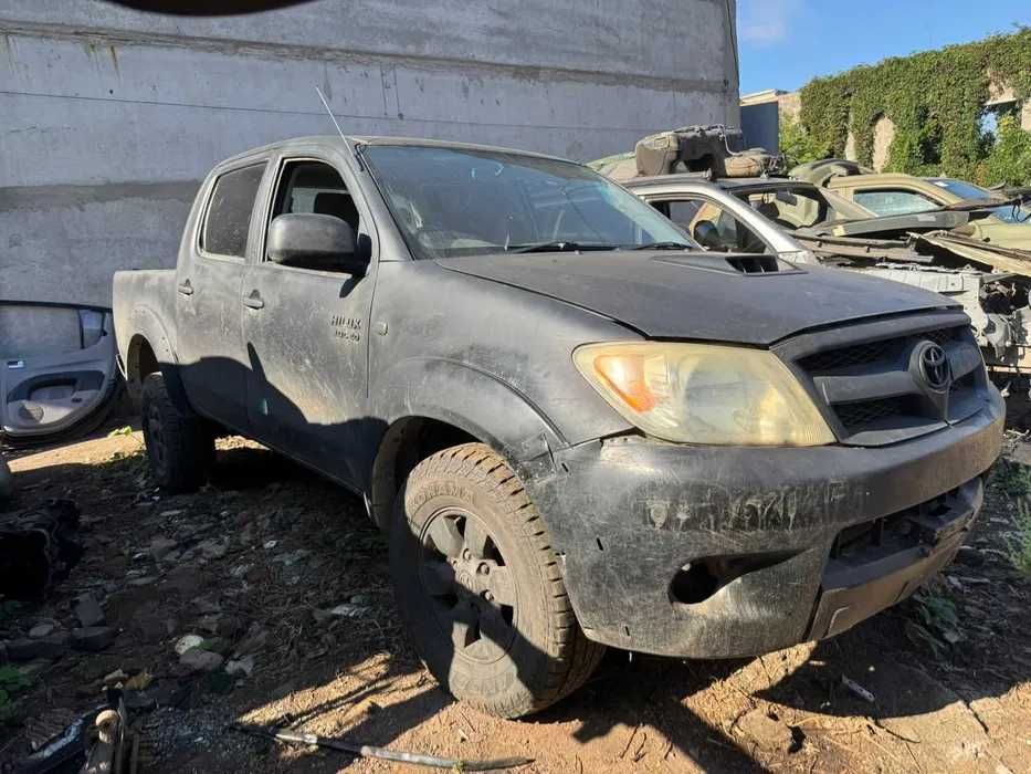 Разборка Toyota Hilux тойота хайлюкс запчасти