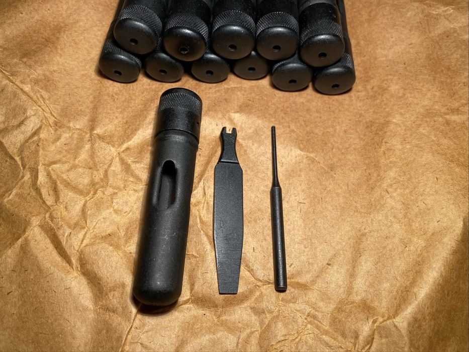 Радянський пенал АК, АКСУ, АКС-74у на 2 предмета виколотка і викртука