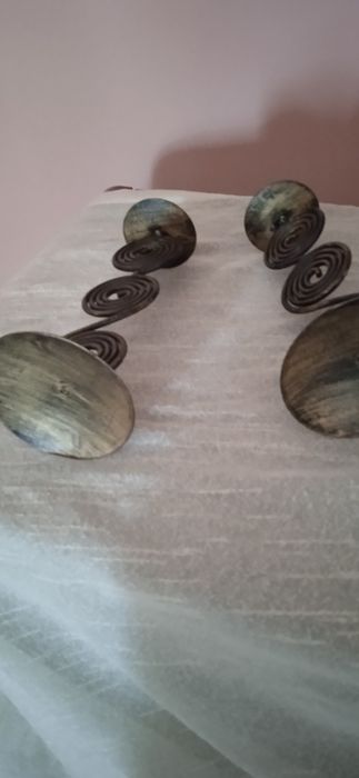 2 wrought-iron candlesticks64586340838914126
