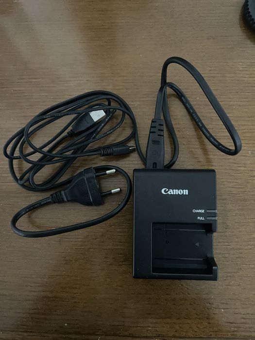 Canon EOS 1200D