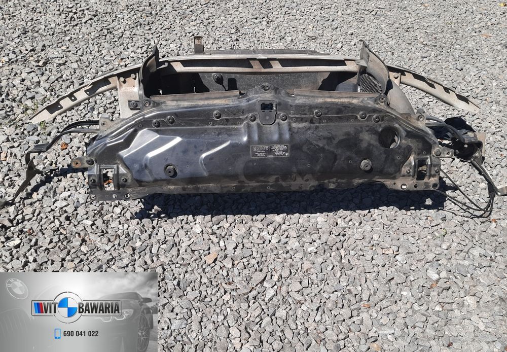 Kompletny pas przedni BMW E60