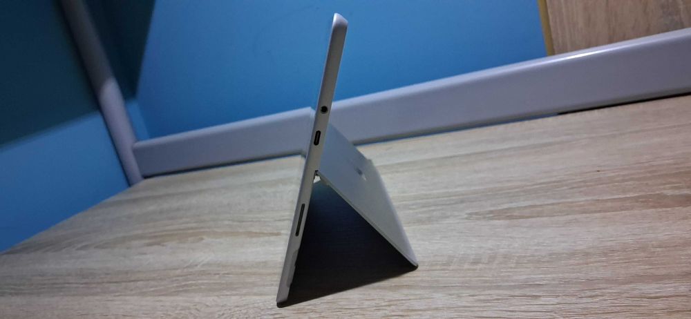 Microsoft surface go
