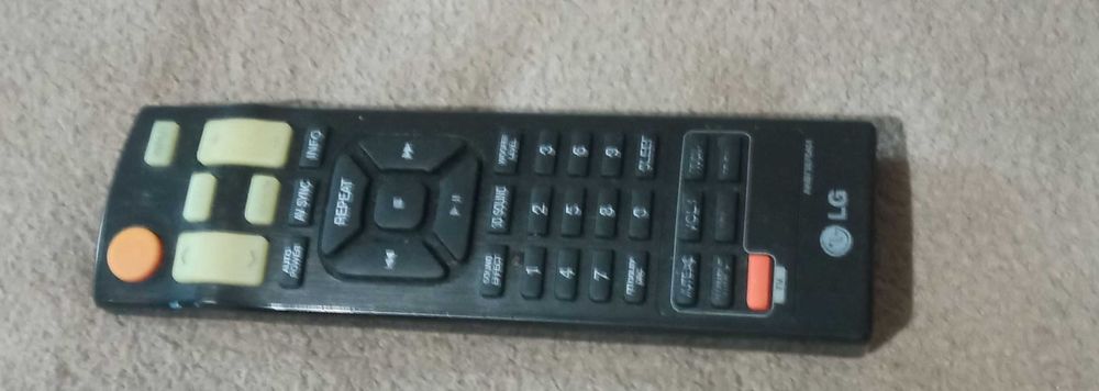 Терміново - звукова панель, саундбар з сабвуфером, кінотеатр LG NB2520A