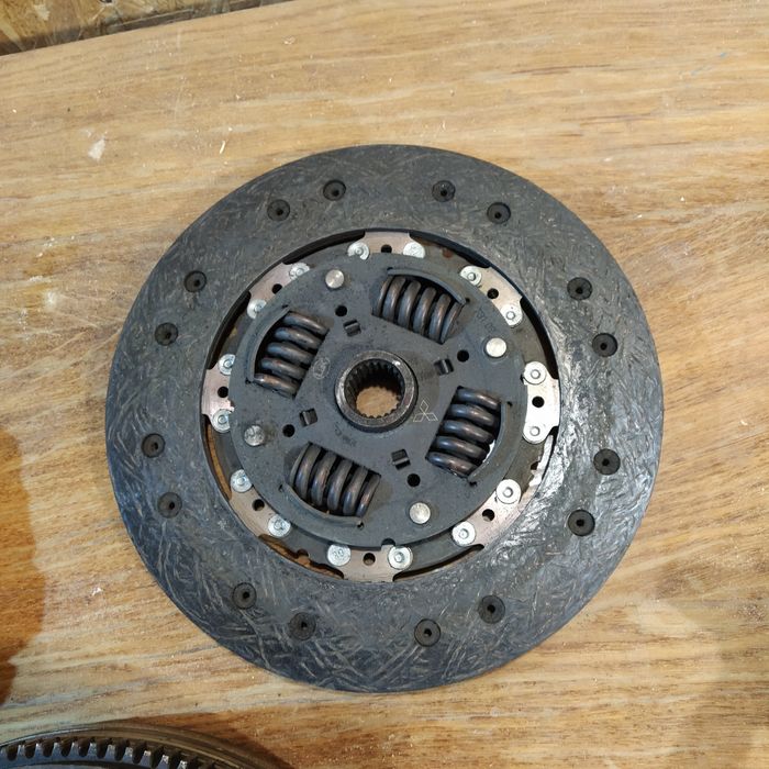 зчеплення на мітсубіші аутлендер хл