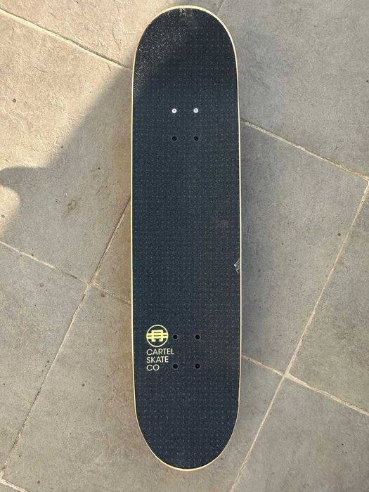 Skate completo CARTEL 8.25" - Novo