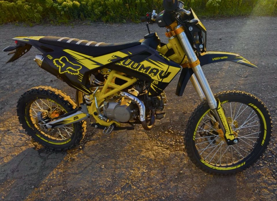 Продам срочно Zuumav s5 150