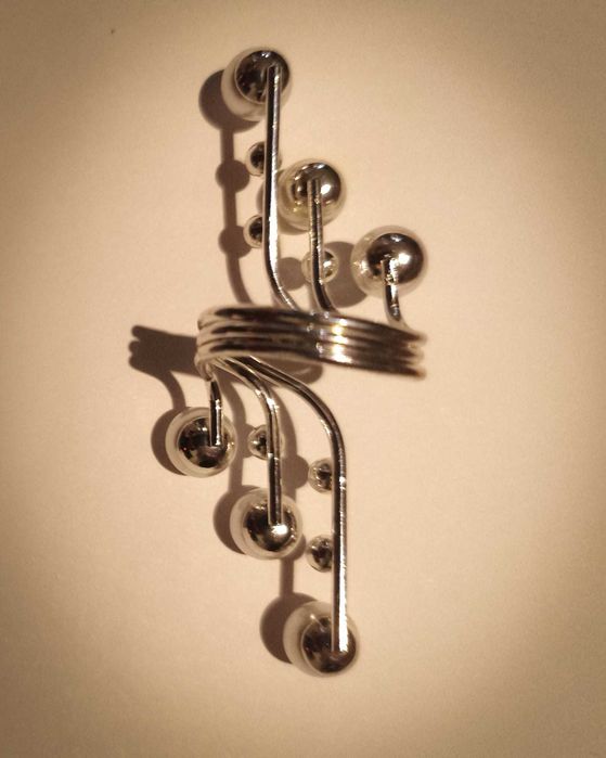 Anel com design arrojado e elegante