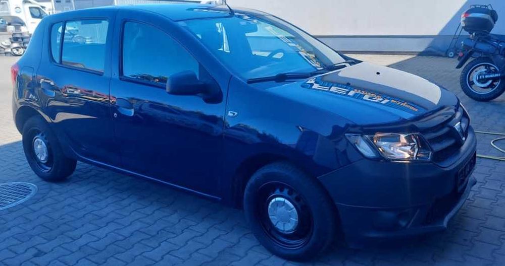 Fajna Dacia Sandero silnik 4-cylindrowy ! jak Clio Megane
