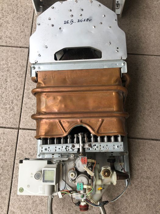 Газова колонка JUNKERS