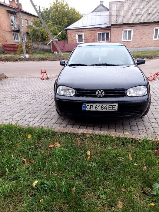 Продаж авто 2002 року випуску