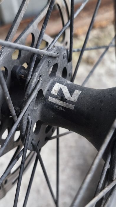 Koła gravel 700x40c Novatec sztywne osie