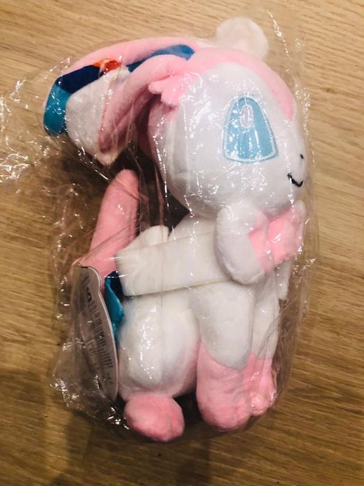 Maskotka Pokemon Sylveon nowa