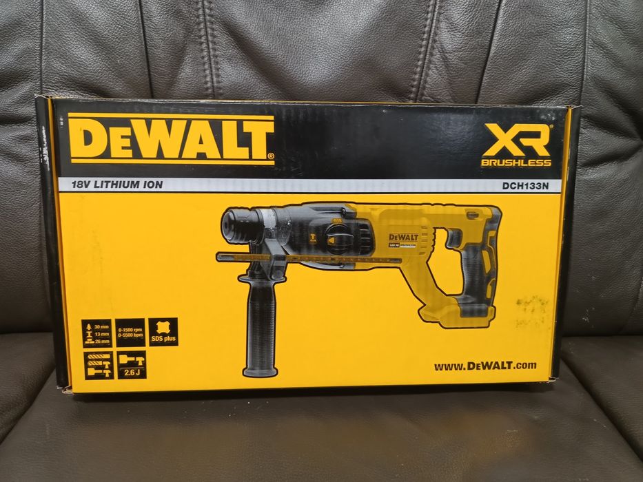 Акумуляторний перфоратор SDS-Plus DeWALT DCH133N, без акб
5
24
5
 Акці